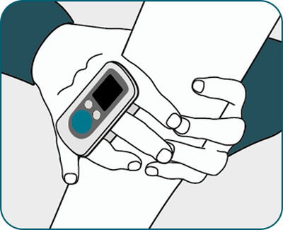 The ergonomic hook enables operating the EasyAngle with one hand while the other hand can support your client.